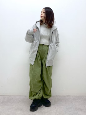 「JEANASIS（ジーナシス）のランダムアウトソールスニーカー/968688（スニーカー）」を使った、Chisaさん（レディース・154cm）の冬コーディネート