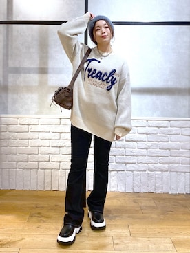 「ロゴニット」｜「アイテム（ニットキャップ/ビーニー）」を使った、Chisaさん（レディース・154cm）の秋コーディネート