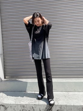 「Teva（テバ）のTeva / プラットフォーム ユニバーサル（サンダル）」を使った、外村沙良さん（レディース・160cm）の夏コーディネート