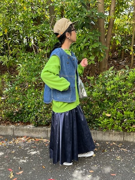 「春カラー」｜「アイテム（ダウンベスト）」を使った、ｅｒａさん（レディース・158cm）の春コーディネート