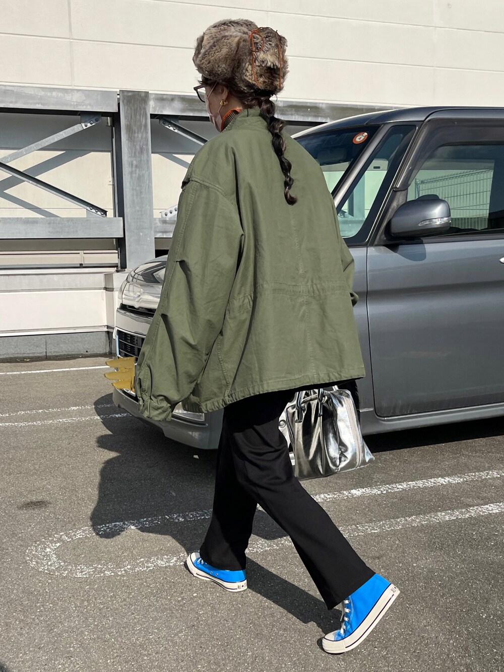 オリエンタルな生地 ポンチピンタックストレートパンツ 258593を使った人気