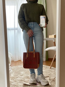 栞里さんのコーディネート