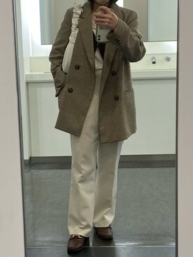 栞里さんのコーディネート