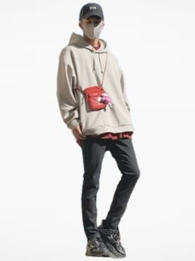 「OY（オーワイ）のアイテム」を使った、101%さん（メンズ・181cm）の秋コーディネート