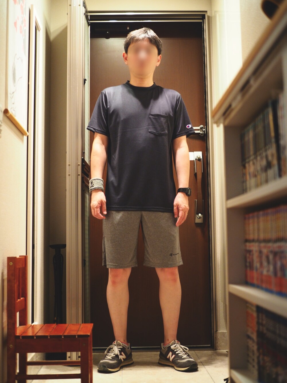 「Champion、New Balance、N.HOOLYWOOD、CASIO、G-SHOCK、thee michellegun elephant、ジャージ、吸水速乾、夏スタイル、運動コーデ」｜「Championのアイテム（Tシャツ/カットソー、ブラック系）」を使った、Fさん（メンズ・169cm）の夏コーディネートの1枚目の写真