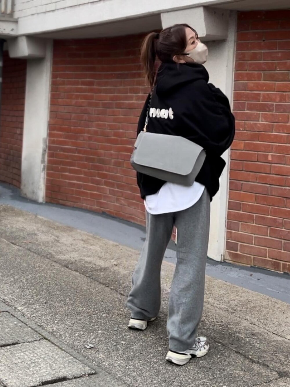 おまゆ｜Ch!iii BAGのパーカーを使ったコーディネート - WEAR