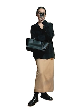 「黒カーディガン」｜鈴木すうこさん（レディース・154cm）の秋コーディネート