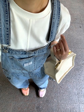 「Levi's（リーバイス）のアイテム（サロペット/オーバーオール）」を使った、鈴木すうこさん（レディース・154cm）の夏コーディネート