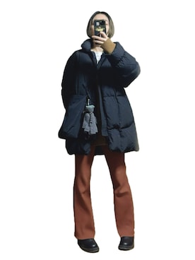 「TEMBEA（テンベア）のアイテム」を使った、鈴木すうこさん（レディース・154cm）の冬コーディネート