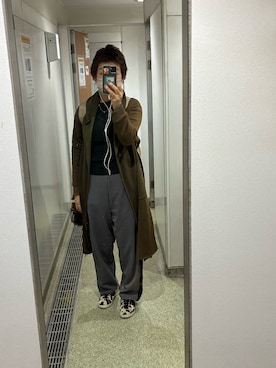 「アイテム（PC・スマホグッズ/家電）」を使った、sayoさん（レディース・165cm）の秋コーディネート