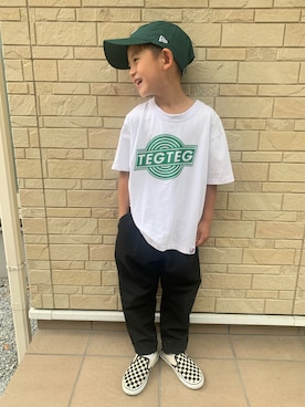 「NEWERA」｜「アイテム（スリッポン）」を使った、3taさん（キッズ・120cm）の春コーディネート