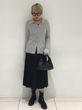 「SENSE OF PLACE by URBAN RESEARCH(センスオブプレイスバイアーバンリサーチ)の『洗濯可』UVケアエリツキリブカーディガン(カーディガン/ボレロ、グレー系)」を使った、kokoroさん(レディース・161cm)の秋コーディネート
