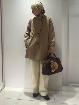 「SENSE OF PLACE by URBAN RESEARCH(センスオブプレイスバイアーバンリサーチ)の『撥水/抗菌/防臭』スカーフツキミドルタケトレンチコート(トレンチコート、ベージュ系)」を使った、kokoroさん(レディース・161cm)の秋コーディネート
