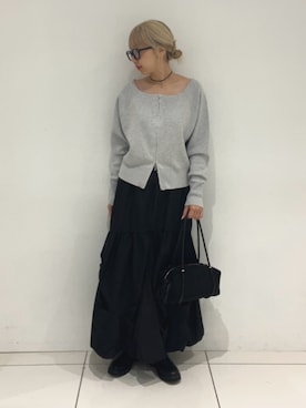「SENSE OF PLACE by URBAN RESEARCH(センスオブプレイスバイアーバンリサーチ)の『洗濯可』ダブルジップオフショルニット(ニット/セーター、グレー系)」を使った、kokoroさん(レディース・161cm)の秋コーディネート