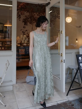 「LE'RURE（リルアー）のSparkle lace A-line dress（ドレス、グリーン系）」を使った、LE'RURE STAFFさん（レディース・163cm）の夏コーディネート