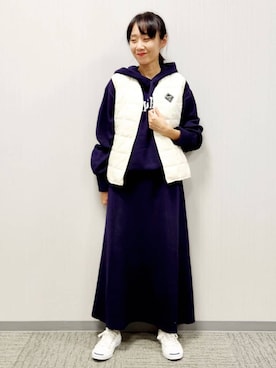 「アイテム（ダウンベスト、ホワイト系）」を使った、naraさん（レディース・158cm）の秋コーディネート