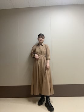 「UNTITLED（アンタイトル）の【前開きボタン/ベルト付/羽織シャツ/】2WAYトレンチ風ワンピース（ワンピース、イエロー系）」を使った、Atsumiさん（レディース・158cm）の秋コーディネート