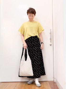 「SHOO・LA・RUE（シューラルー）の【汗じみ防止/ひんやり/S-LL】レースが華やか お袖フレアTシャツ（Tシャツ/カットソー、イエロー系）」を使った、みぃさん（レディース・159cm）の夏コーディネート