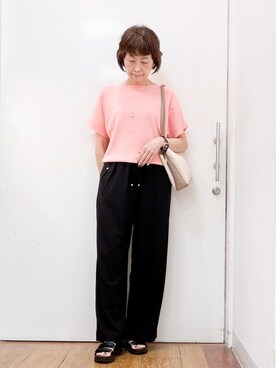 「SHOO・LA・RUE（シューラルー）の【毎日洗える/ひんやり/UV/S-LL】二の腕隠れる さらっとドルマン半袖ニット（ニット/セーター、ピンク系）」を使った、みぃさん（レディース・159cm）の夏コーディネート