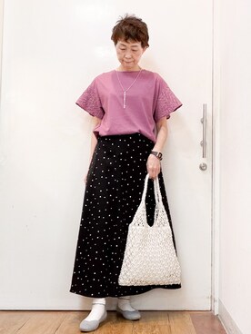 「SHOO・LA・RUE（シューラルー）の【汗じみ防止/ひんやり/S-LL】レースが華やか お袖フレアTシャツ（Tシャツ/カットソー、ピンク系）」を使った、みぃさん（レディース・159cm）の夏コーディネート