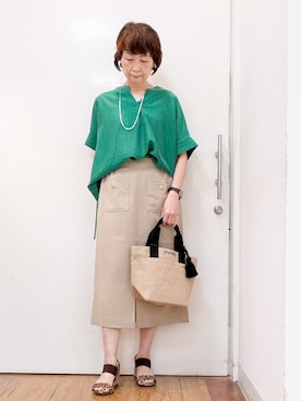「SHOO・LA・RUE（シューラルー）の【体型カバー/洗濯機可】インせず着られる スキッパー裾リボンブラウス（シャツ/ブラウス、グリーン系）」を使った、みぃさん（レディース・159cm）の夏コーディネート