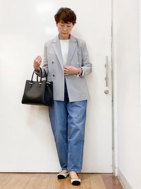 「UNTITLED（アンタイトル）の半袖タックラメプルオーバー（シャツ/ブラウス、ブルー系）」を使った、みぃさん（レディース・159cm）の冬コーディネート