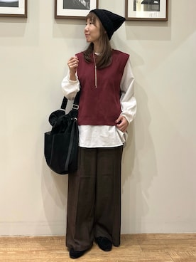 「SHOO・LA・RUE（シューラルー）の【洗濯後しわになりにくい/着丈選べる/セットアップ可】ウールフィール センタープレスワイドパンツ（その他パンツ、ブラウン系）」を使った、まつみさん（レディース・162cm）の秋コーディネート