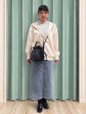 「SHOO・LA・RUE（シューラルー）の【S-LL/洗濯機可】もちさら ダブルジップパーカ（パーカー、ホワイト系）」を使った、まつみさん（レディース・162cm）の秋コーディネート