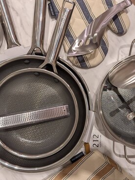 「アイテム（エプロン）」を使った、シモさん（メンズ・174cm）の冬コーディネート