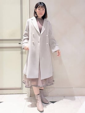 「couture brooch（クチュールブローチ）の【大人上品・ベルト付き】パール調釦チェスターコート（チェスターコート、ベージュ系）」を使った、あみぴーさん（レディース・170cm）の秋コーディネート
