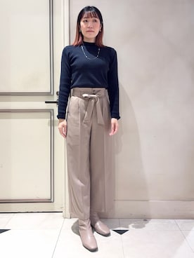 「couture brooch（クチュールブローチ）の【洗える・着映え】袖リボン リブニット（ニット/セーター、ブルー系）」を使った、あみぴーさん（レディース・170cm）の冬コーディネート