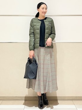 「アイテム（ダウンジャケット/コート、グリーン系）」を使った、erikoさん（レディース・165cm）の秋コーディネート