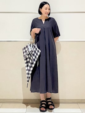 「アイテム（長傘）」を使った、erikoさん（レディース・165cm）の夏コーディネート