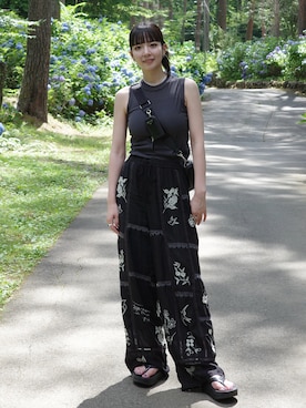 「TODAYFUL（トゥデイフル）のアイテム（タンクトップ、グレー系）」を使った、かぁまなちゃんさん（レディース・162cm）の春コーディネート
