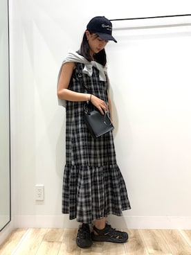 「KBF（ケイビーエフ）のアイテム（バッグ）」を使った、MIKUさん（レディース・168cm）の夏コーディネート