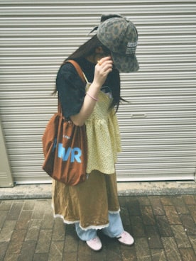 「しまむら（シマムラ）のアイテム（キャミソール、イエロー系）」を使った、neinen54さん（レディース・154cm）の夏コーディネート