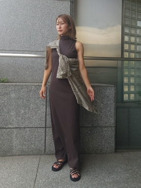 「Obis＆（オビスアンド）のハイネックペンシルワンピース（ワンピース、ブラウン系）」を使った、Obis&さん（レディース・156cm）の夏コーディネート