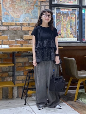 「niko and...（ニコアンド）の3Dドロップデニムパンツ [NKJ 2026AW]（デニムパンツ、グレー系）」を使った、おやぶさん（レディース・157cm）の夏コーディネート