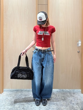 「X-girl（エックスガール）のCHEERFUL LOGO AND FACE TRUCKER CAP（キャップ、ホワイト系）」を使った、梶岡 莉子さん（レディース・163cm）の夏コーディネート