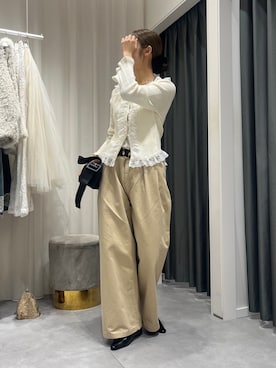「フリルトップス」｜mocaさん（レディース・167cm）の秋コーディネート