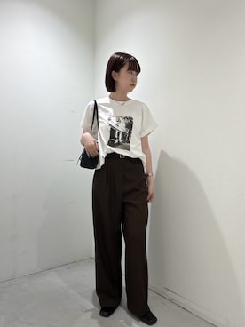 「NATURAL BEAUTY BASIC（ナチュラルビューティーベーシック）のフォトプリントTシャツ（Tシャツ/カットソー、ホワイト系）」を使った、Honokaさん（レディース・164cm）の夏コーディネート