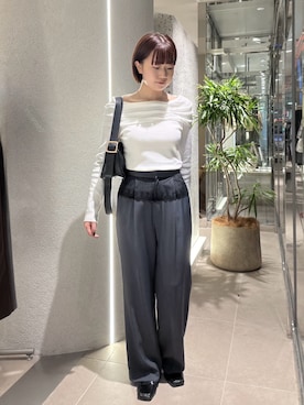 「NATURAL BEAUTY BASIC（ナチュラルビューティーベーシック）のアイテム（ショルダーバッグ）」を使った、Honokaさん（レディース・164cm）の秋コーディネート