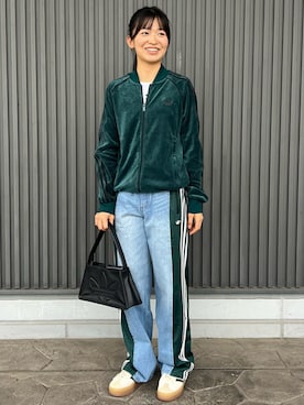 「アイテム（ジャージ）」を使った、URさん（レディース・168cm）の秋コーディネート