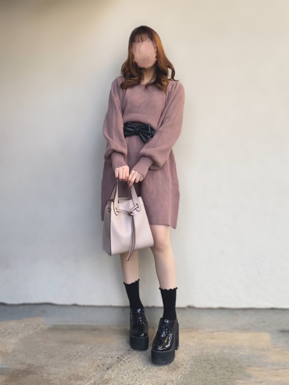 「シンプル、秋のコーデ、ニットワンピース、ガーリー、ウエストマーク、プチプラ、ゆるコーデ、ラクチンコーデ、ボリューム袖、いいね、save、フォローお願いします🤑、骨格ストレート、本日の出勤コーデ」｜「apres jourの袖ボリュームフレアワンピース【ZOZOTOWN限定アイテム】【10PO】（ワンピース、ブラウン系）」を使った、🐰ㅤメ ｲ ﾒ ｲㅤ🐰さん（レディース・153cm）の秋コーディネートの1枚目の写真