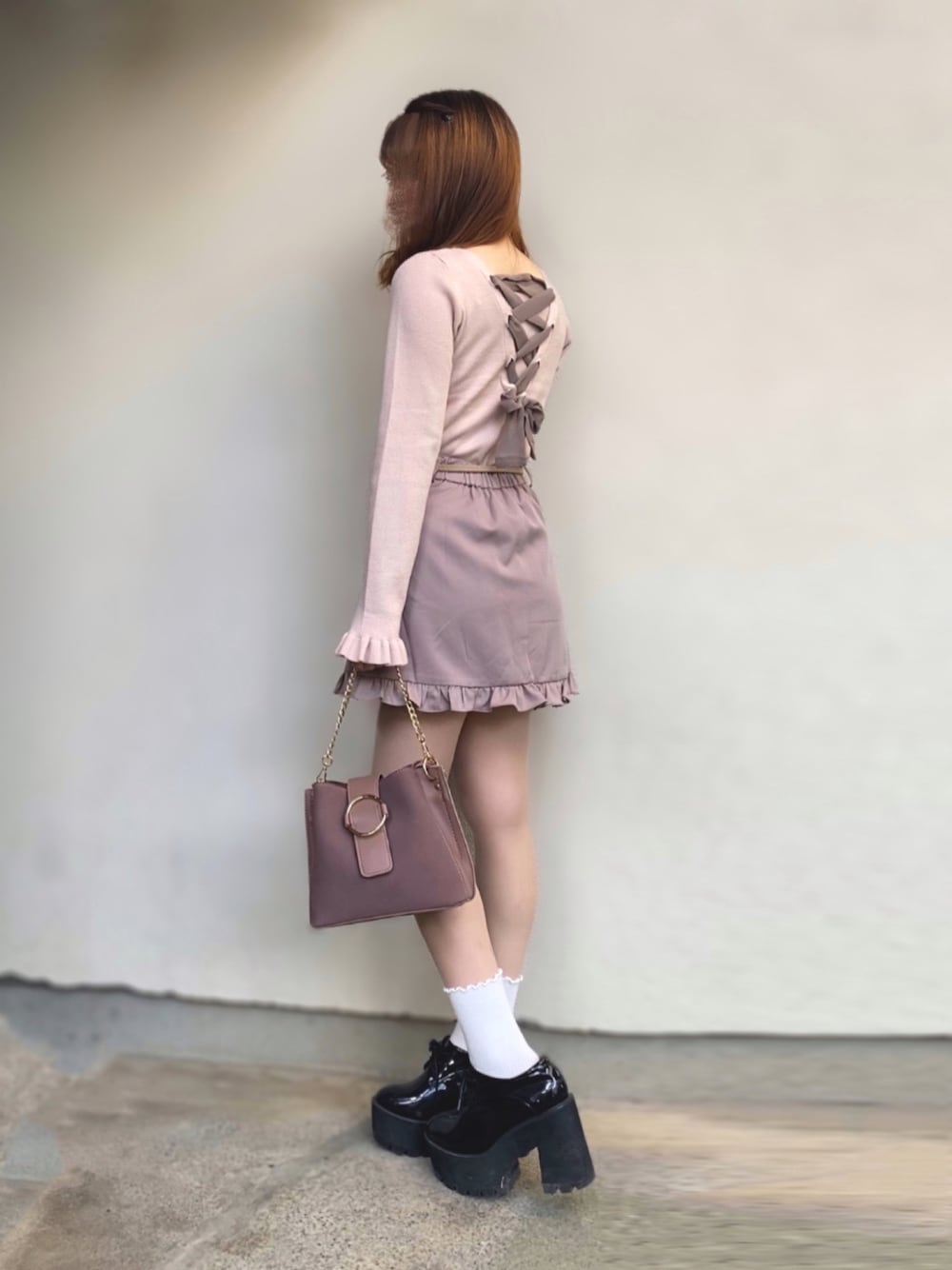 「ピンク、ワントーンコーデ、レースアップ、ガーリー、バックリボン、プチプラ、プチプラコーデ、甘め、いいね、save、フォローお願いします🤑、骨格ストレート」｜「apres jourのバックレースアップニット【ZOZOTOWN限定アイテム】（ニット/セーター、ピンク系）」を使った、🐰ㅤメ ｲ ﾒ ｲㅤ🐰さん（レディース・153cm）の秋コーディネートの1枚目の写真