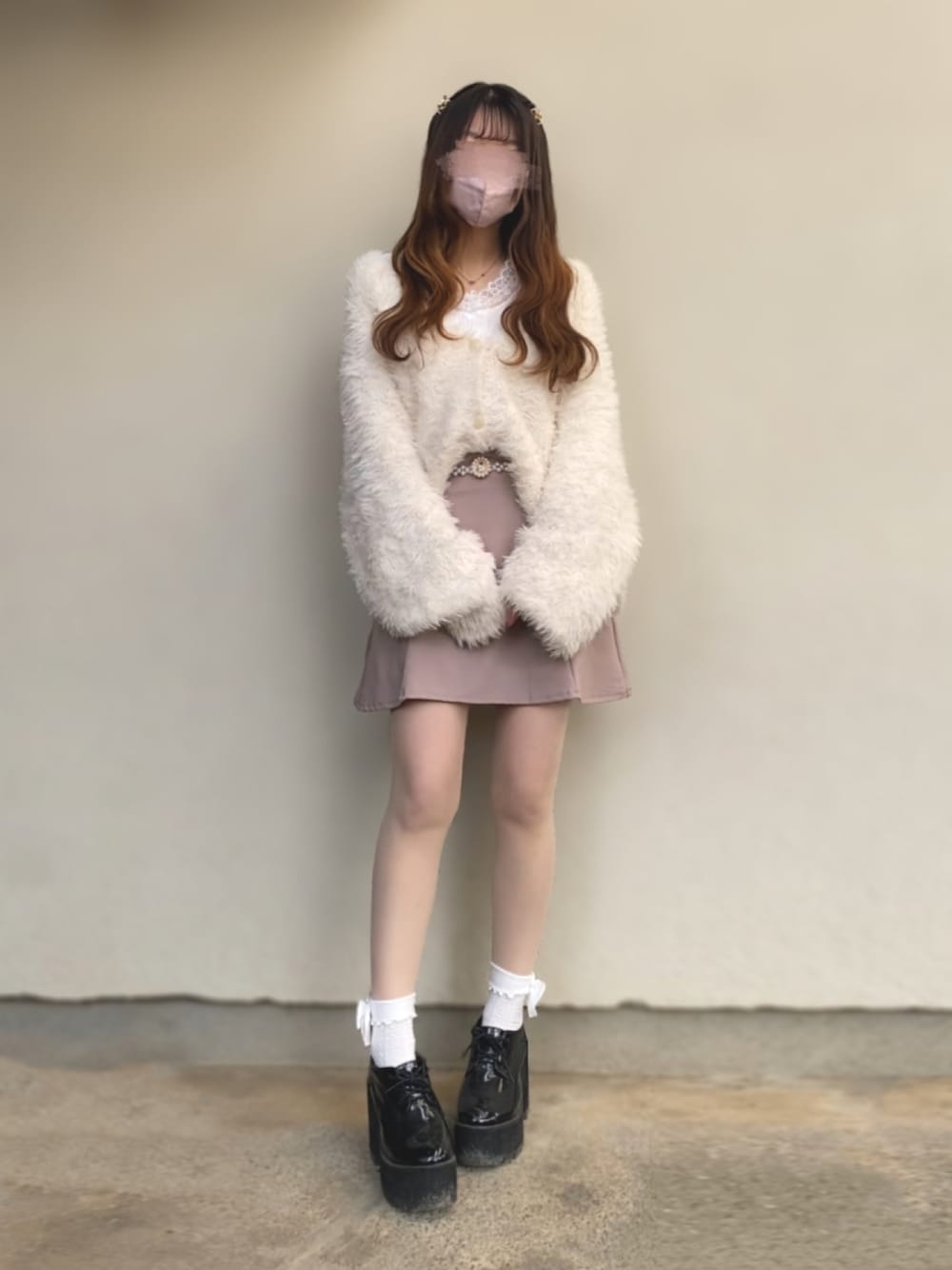 🐰ㅤメ ｲ ﾒ ｲㅤ🐰さんの「シンプルにもフェミニンにもあざと可愛い。ロングフェザーカーディガン（one after another NICE CLAUP）」を使ったコーディネートの1枚目の写真