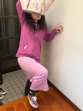 「アイテム（デジタル腕時計）」を使った、🐸🐸たつきてぃー🧸さん（レディース・162cm）の秋コーディネート