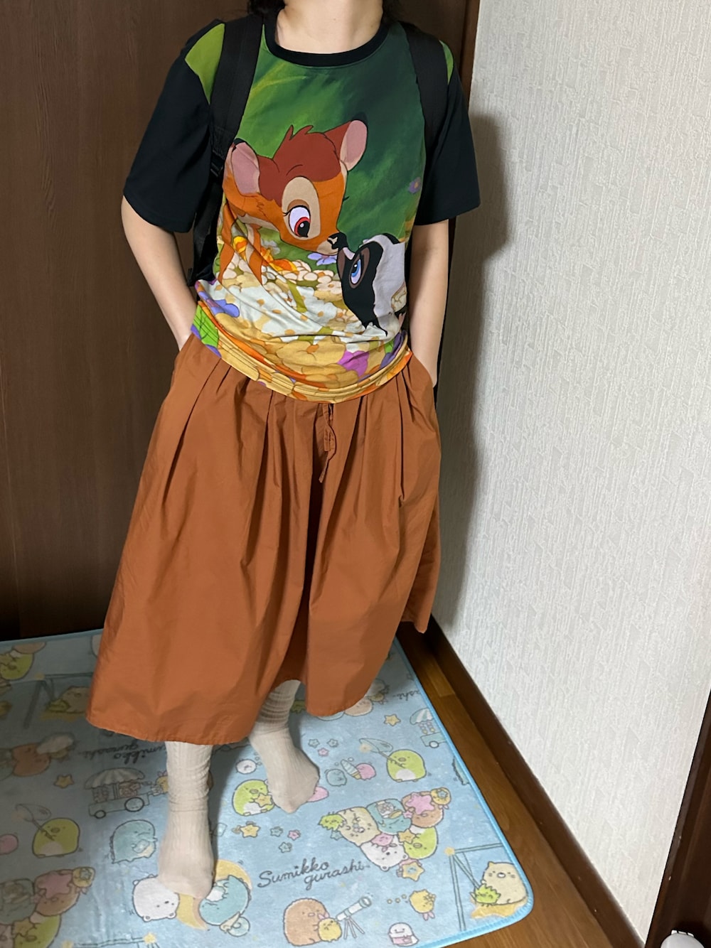 「ラッキーカラーは茶色、事務の人、ラッキーカラーはベージュ、夏たつきてぃー、水曜日のたつきてぃーどうでしょう、29日っ、ごがつっ、シンプルコーデ」｜「無印良品のアイテム（スカート、オレンジ系）」を使った、🐸🐸たつきてぃー🧸さん（レディース・162cm）の春コーディネートの1枚目の写真
