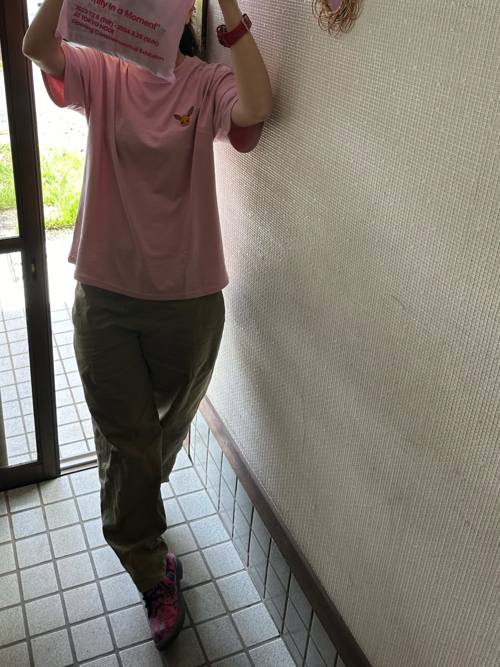 「ラッキーカラーはピンク、事務の人、火サスならぬ火たつ、8月っ、27日っ、あたらしいやーつ、夏たつきてぃー」｜「Honeysのポケモン／ゆるＴシャツ（Tシャツ/カットソー、ピンク系）」を使った、🐸🐸たつきてぃー🧸さん（レディース・163cm）の夏コーディネートの1枚目の写真