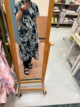 「事務の人の休日」｜「アイテム（ワンピース/ドレス）」を使った、🐸🐸たつきてぃー🧸さん（レディース・163cm）の春コーディネート